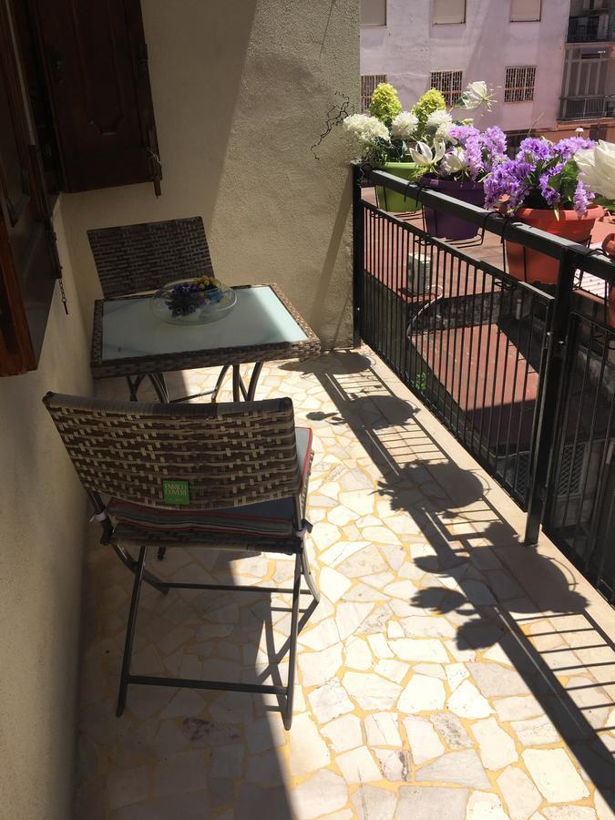 B&B Brothers Suite Vomero Nápoles Exterior foto